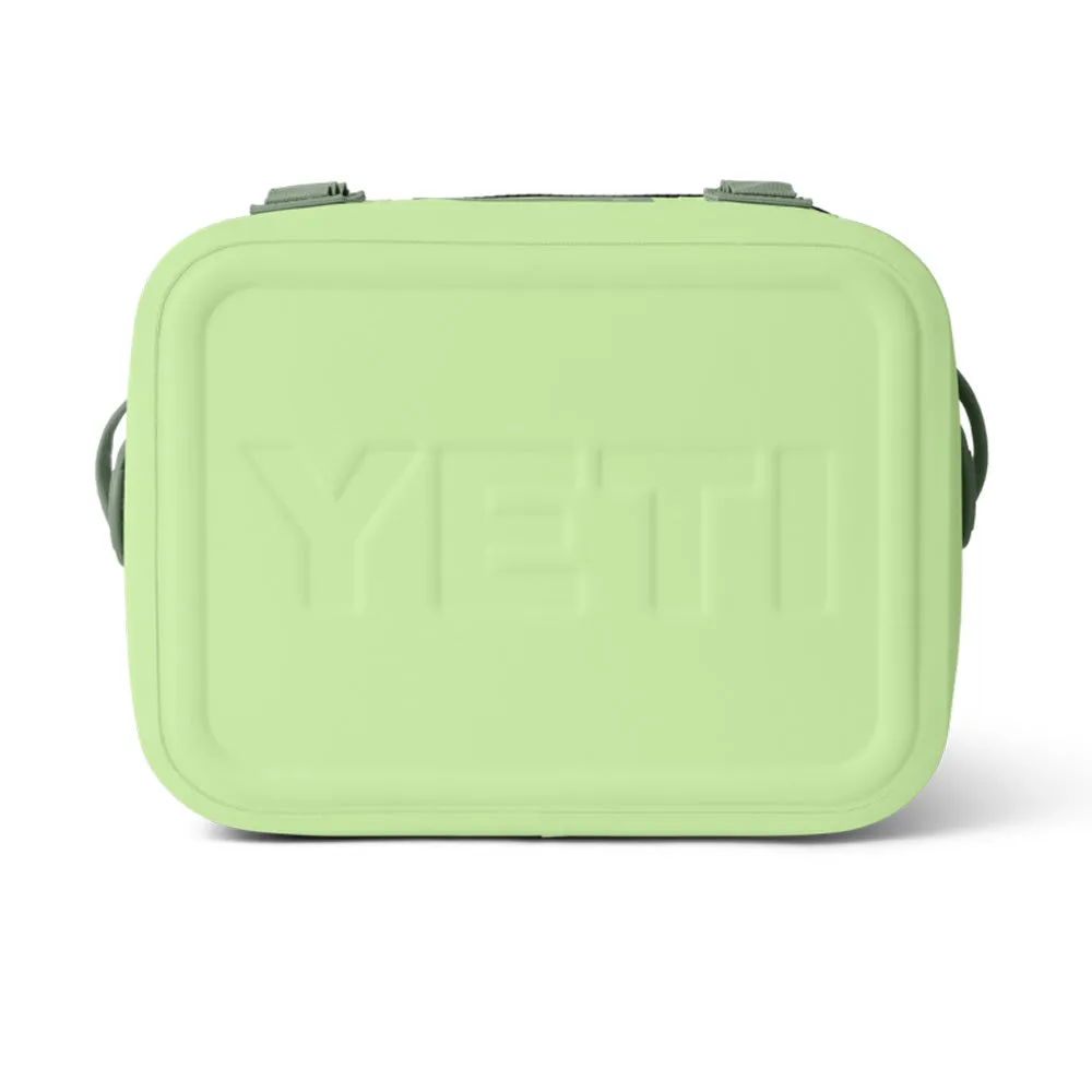 18060131503 HIELERA SUAVE HOPPER FLIP 12 KEY LIME MARCA YETI