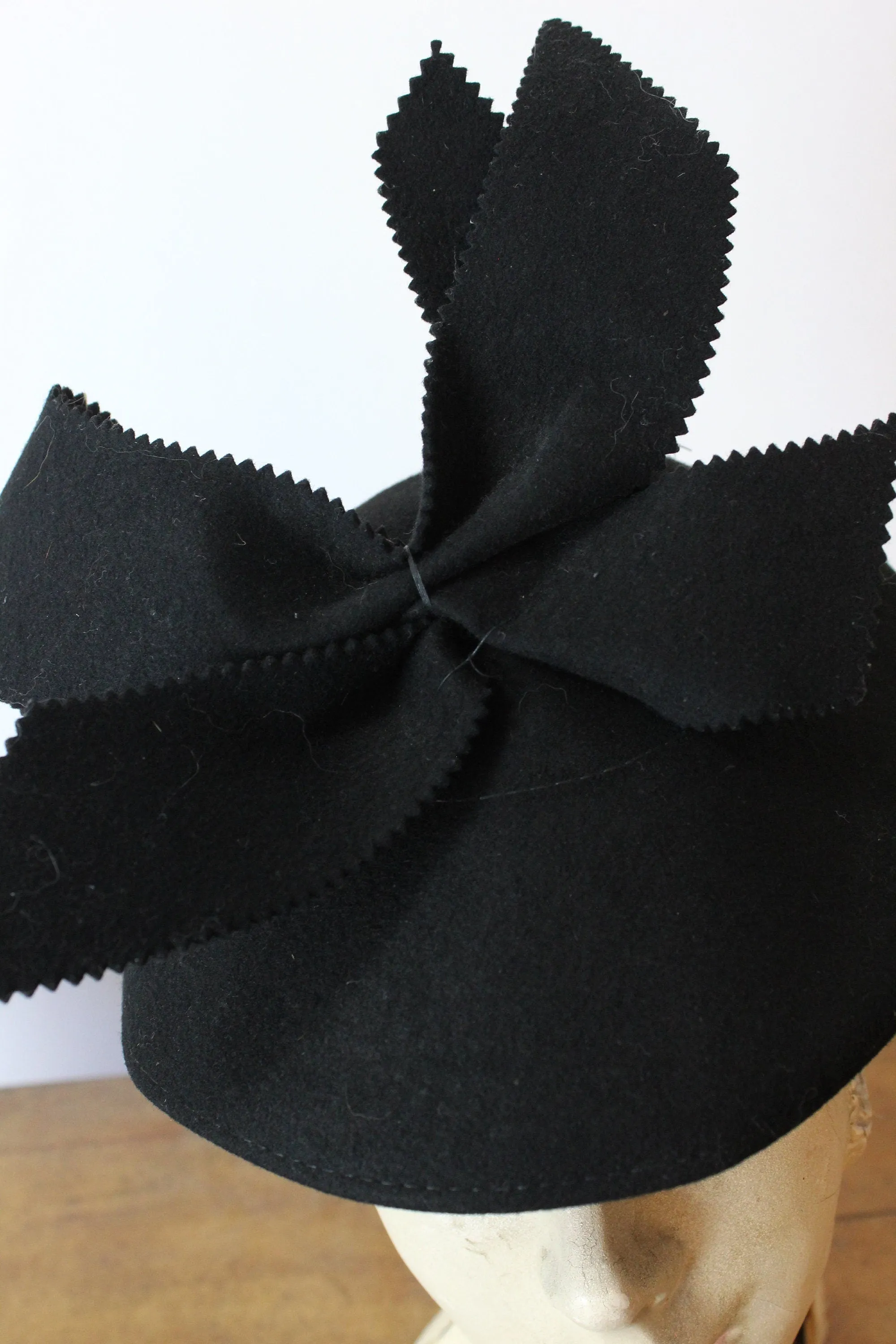 1940s PINKED EDGE BOW tilt hat | new fall