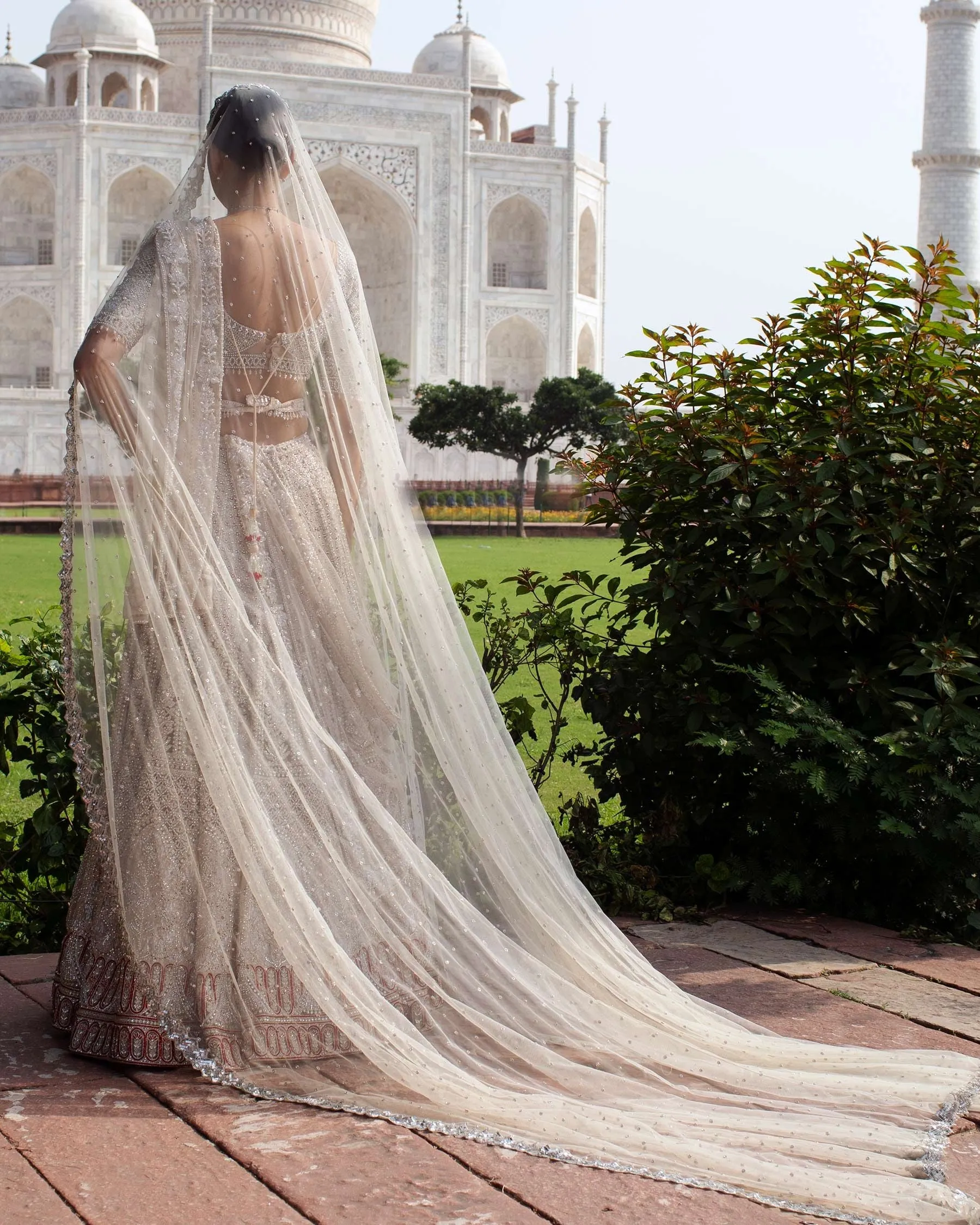 ANGELLINE LEHENGA SET