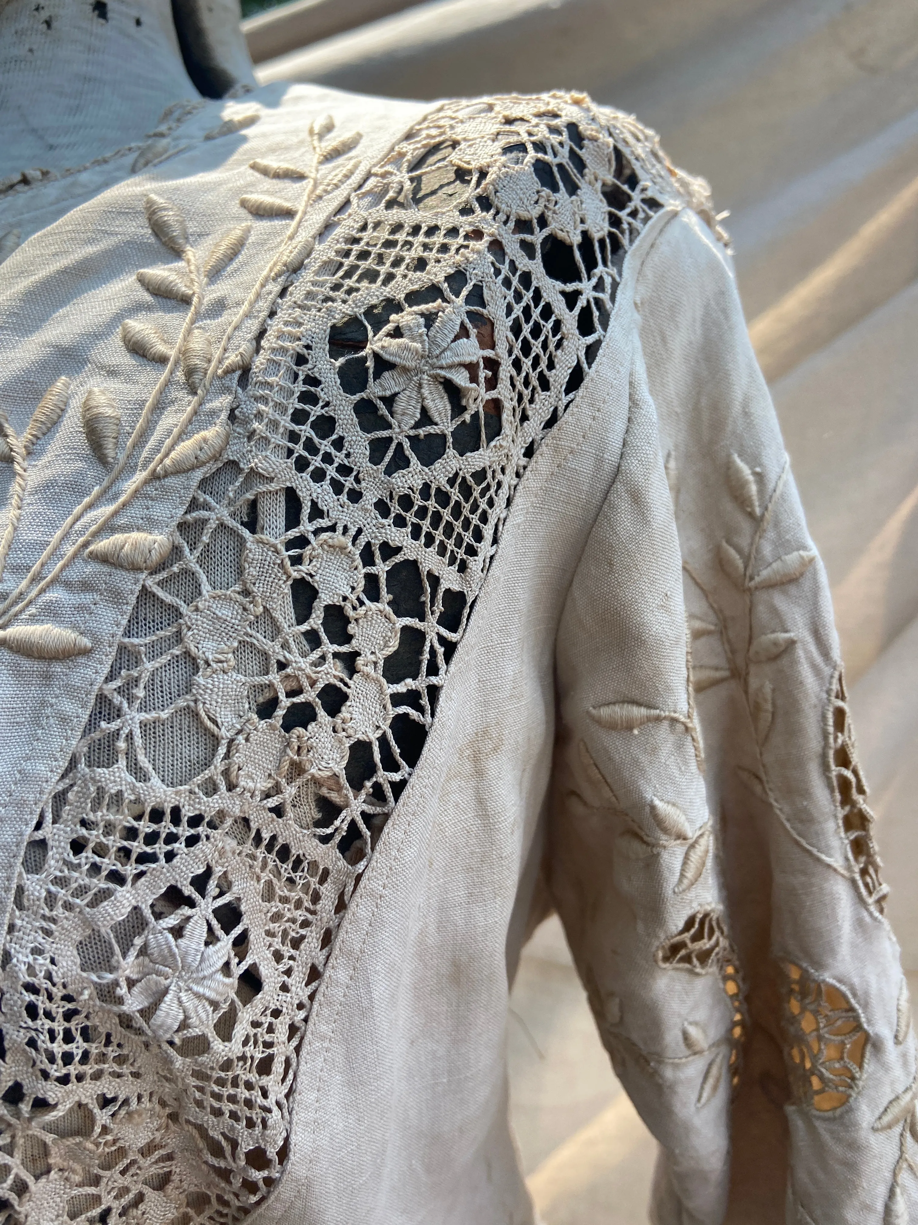 Antique Edwardian Ecru Linen Embroidered Dress