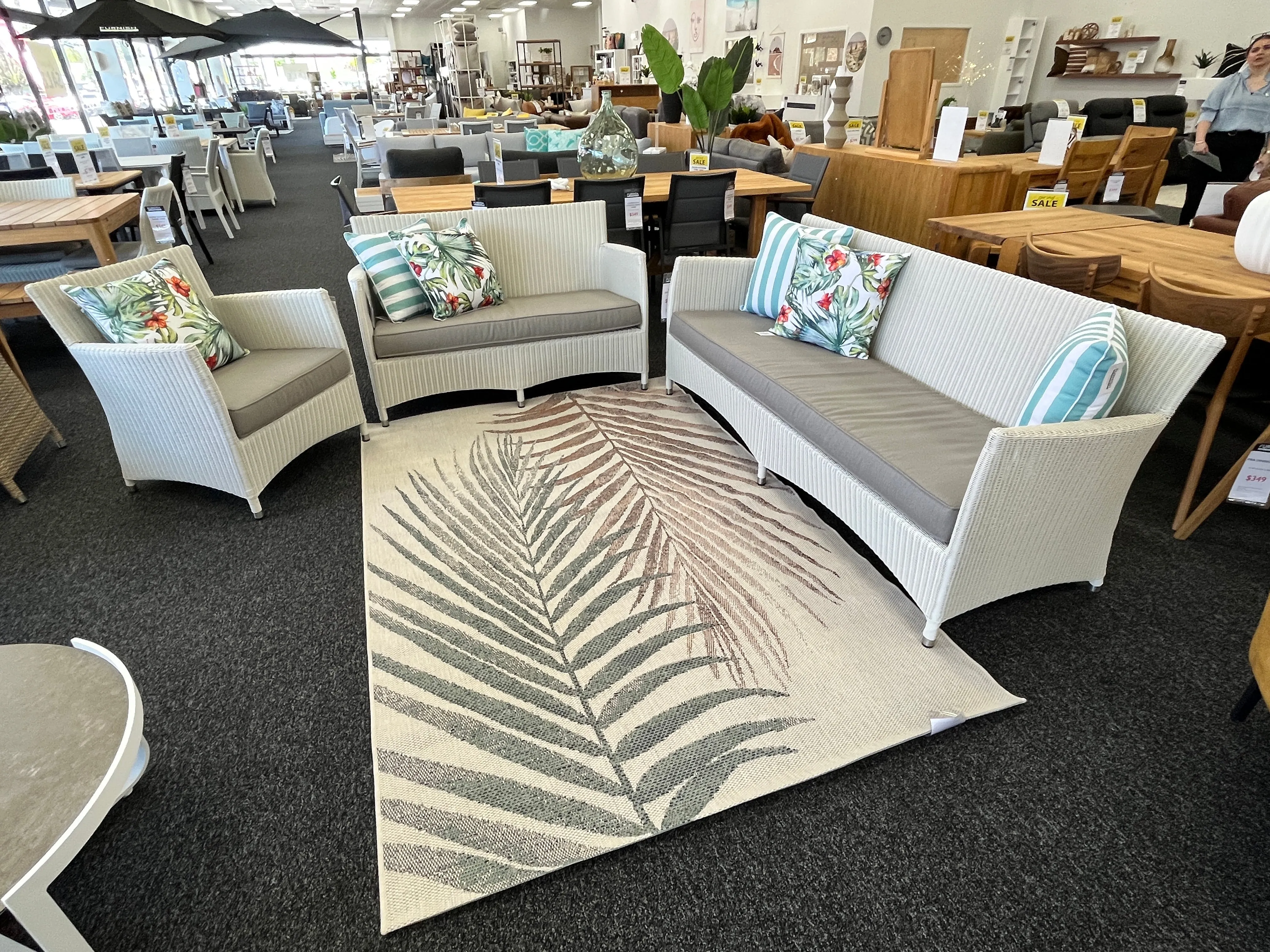 Cayman 2-Seater Outdoor Sofa - Whitewash Loom Rehau German Wicker