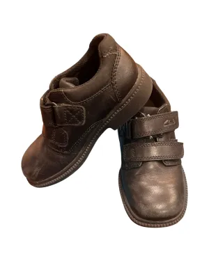 Clarkes dress shoes toddler size 9.5