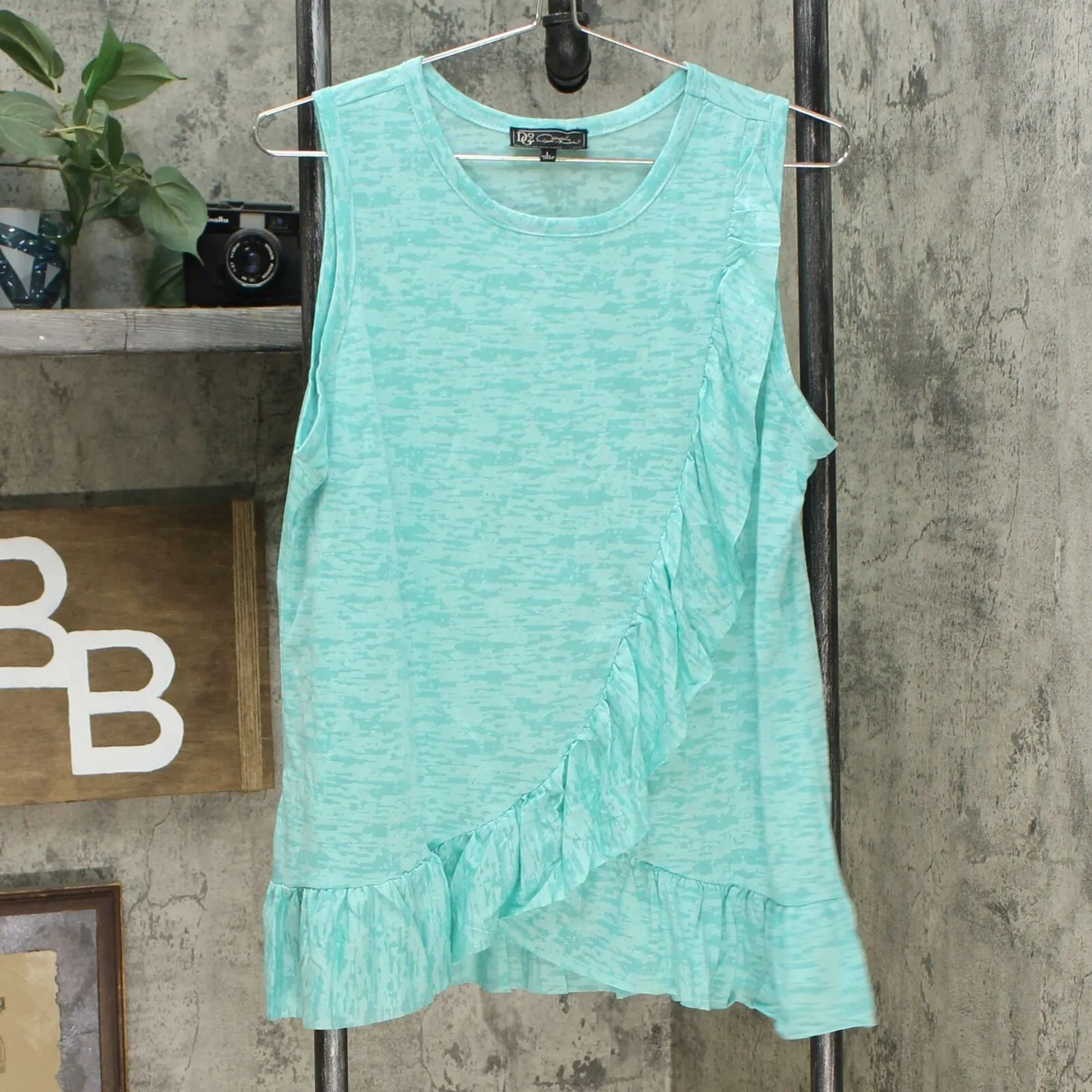 DG2 by Diane Gilman Women's Burnout Ruffle Tank Top Aqua Large