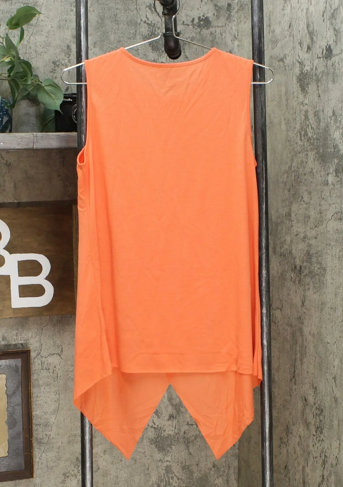 G by Giuliana Women's Asymmetric Hem Tank Top