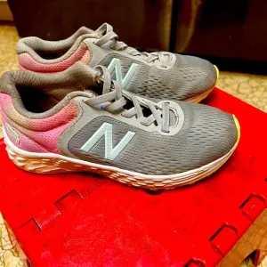 Girls Grey &amp; Pink/Rainbow New Balance Sneakers Size 13!