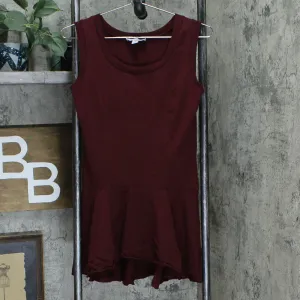 Kathleen Kirkwood Women's Flirty No-Peplum Peplum Top Wine Small