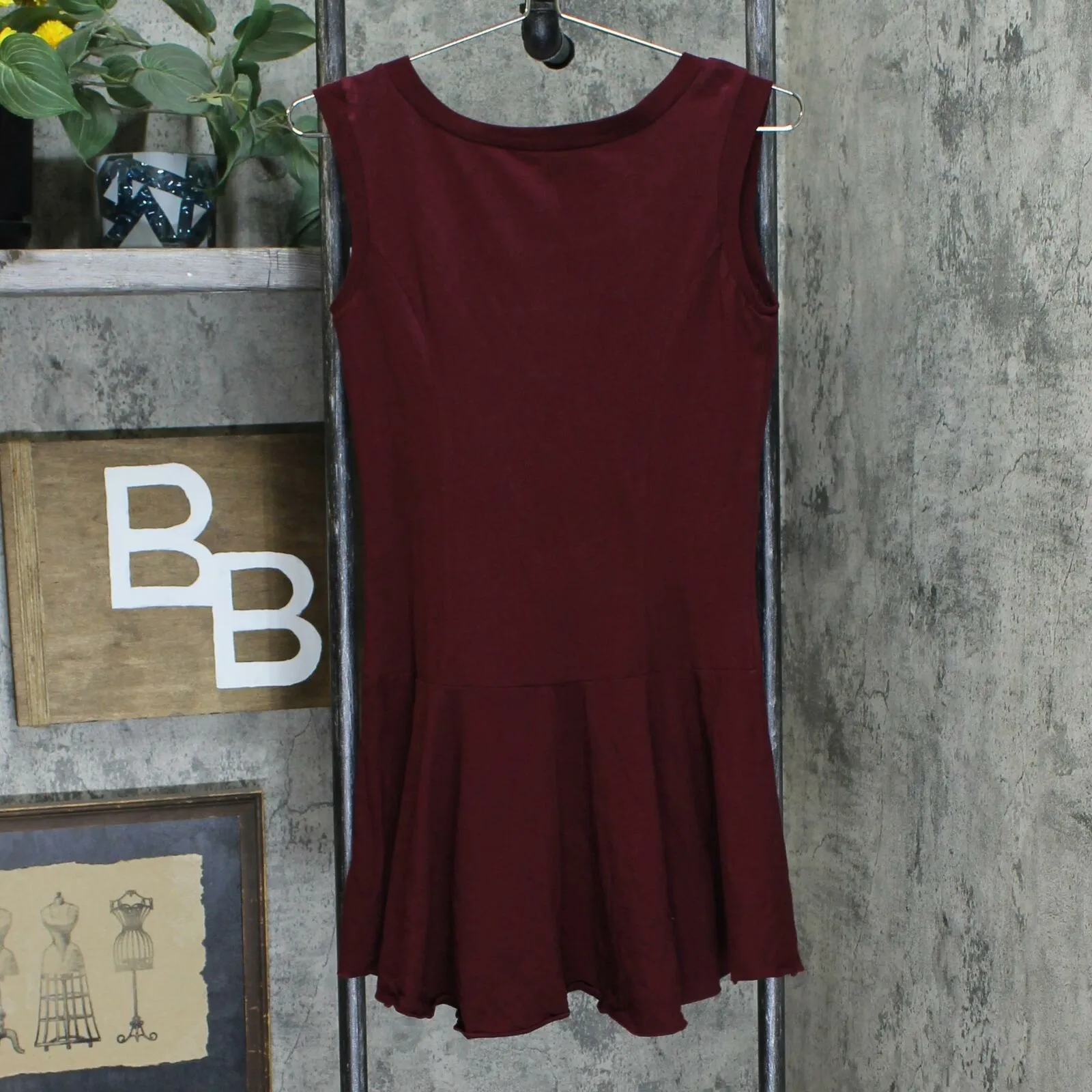 Kathleen Kirkwood Women's Flirty No-Peplum Peplum Top Wine XS