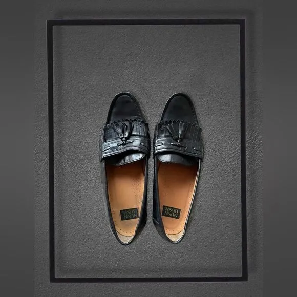 Nunn Bush Black w/ Tassel accent, Size 9 1/2
