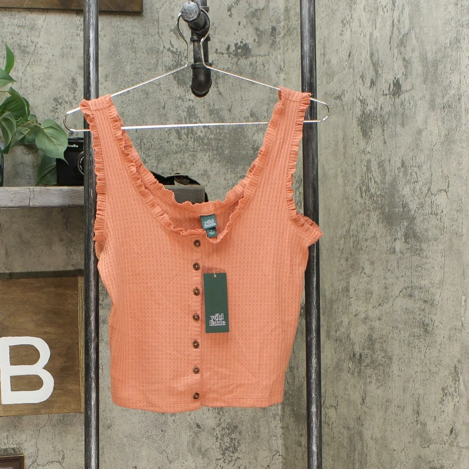 NWT Wild Fable Women's Button Front Waffle Tank Top. 42422A0001 Medium
