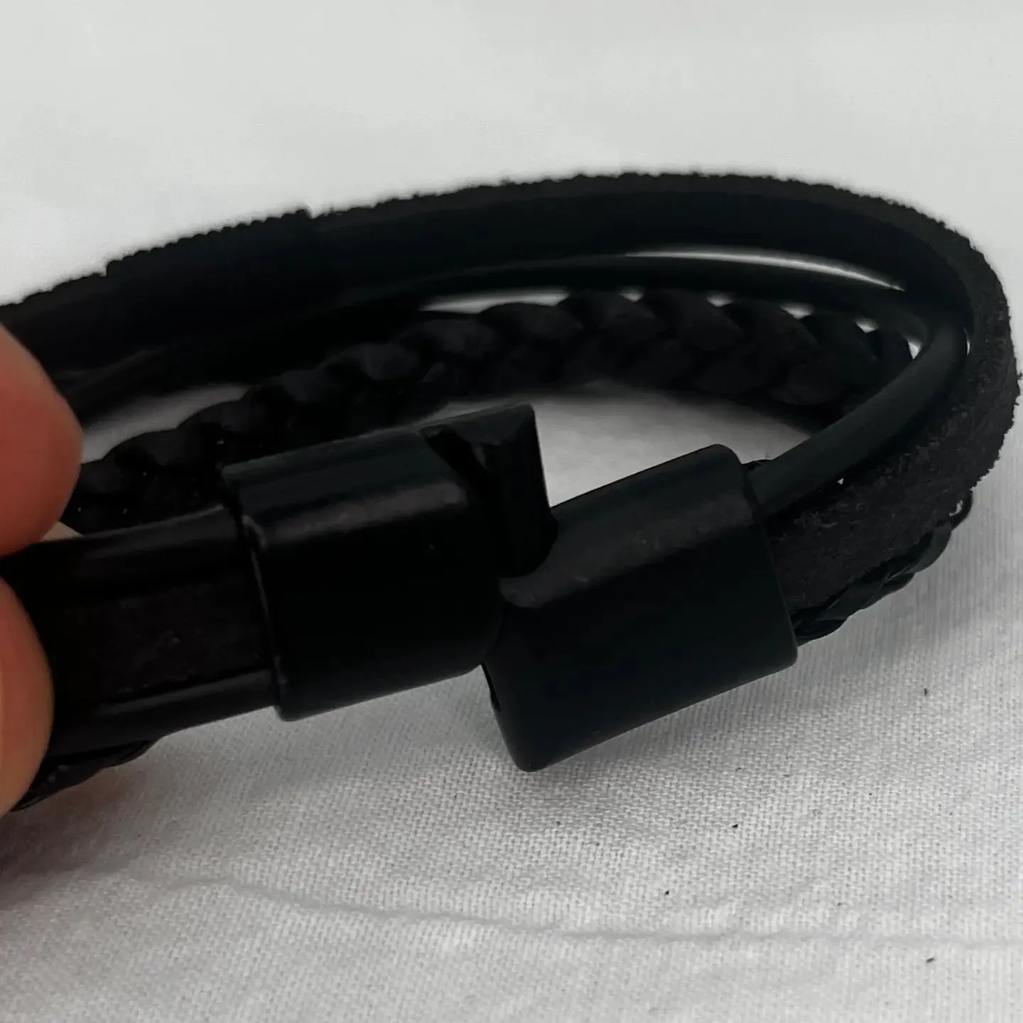 Red Thin Braided Black Leather Bracelet for Men: Stylish 