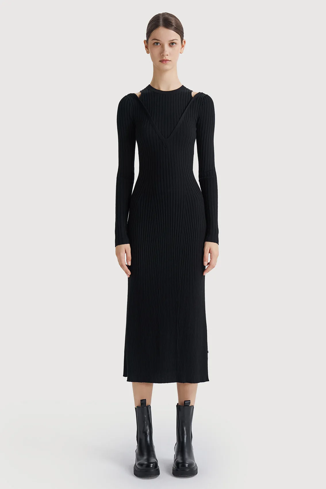 Stylish Shoulder Cut-Out Knit Dress in Black