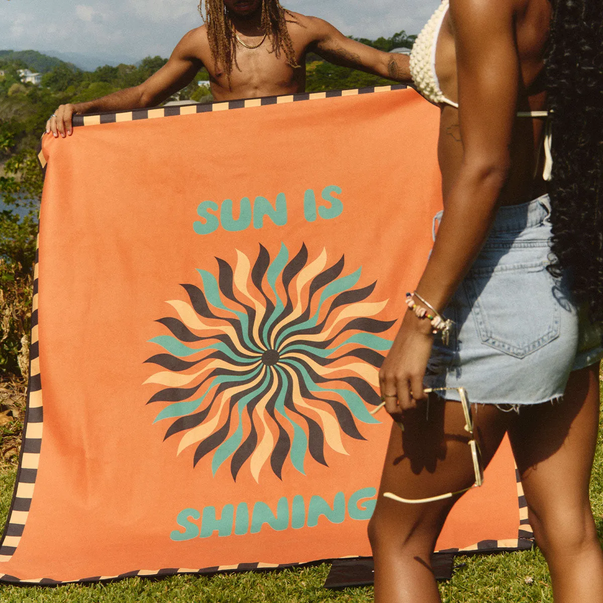 Sun is Shining Quick-Dry Picnic Blanket | Bob Marley x Slowtide