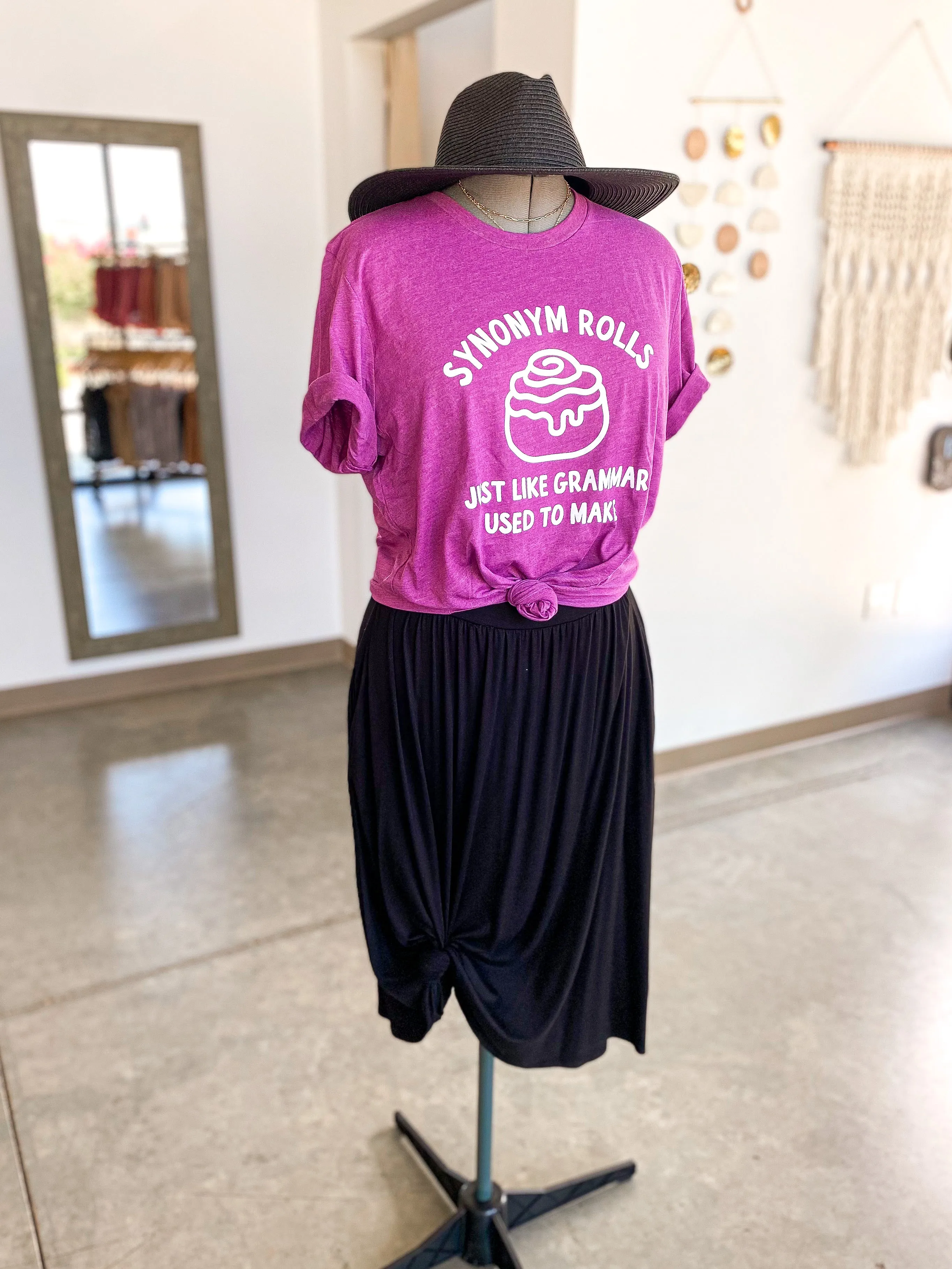 Synonym Rolls Tee