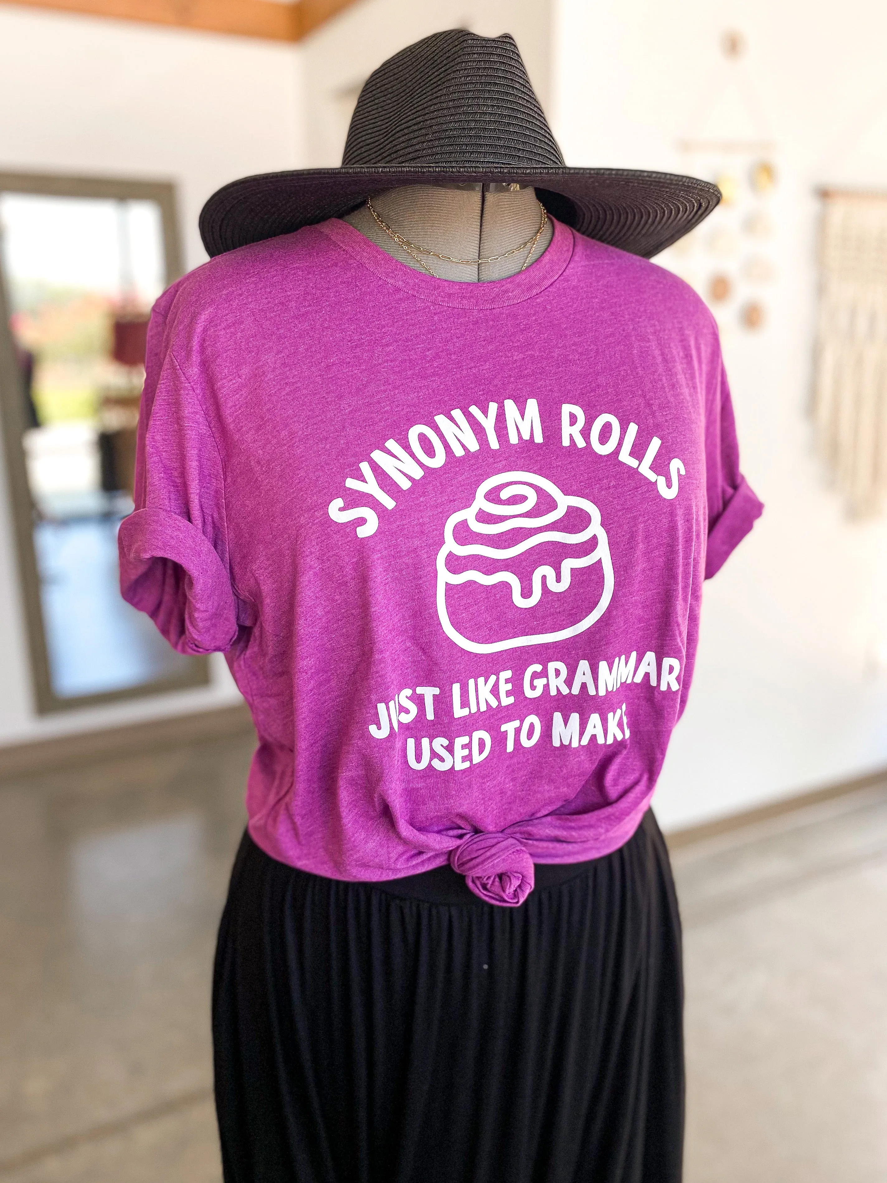 Synonym Rolls Tee