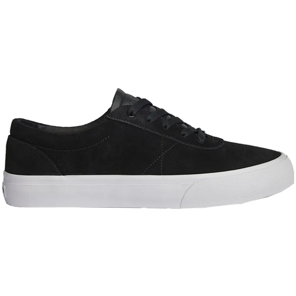 War Saw Chapter Shoes Black/White