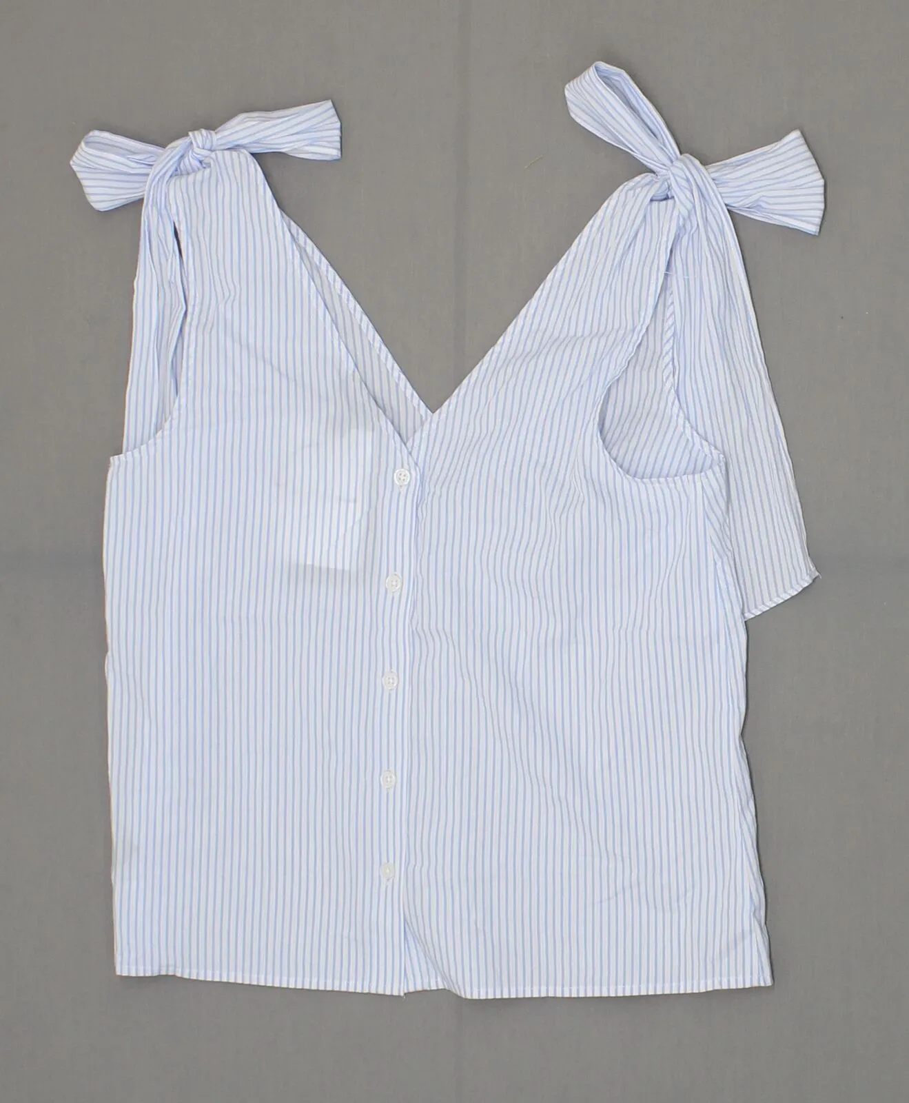 Who What Wear Women's Striped Sleeveless Button Back Tank Top Blouse