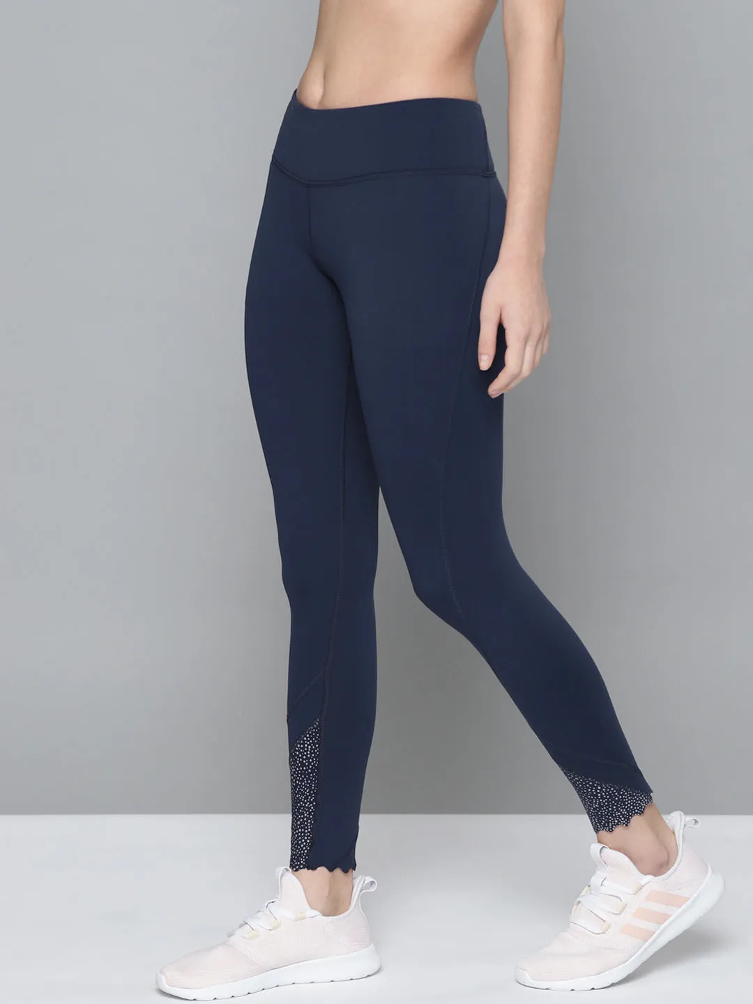 Women's Blue Solid Quick Dry Cropped Tights