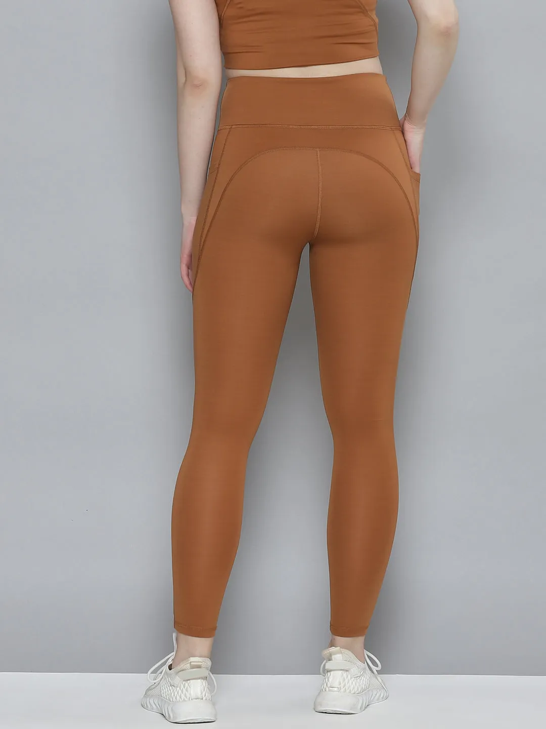 Women's Brown Solid Training Quick Dry Tights