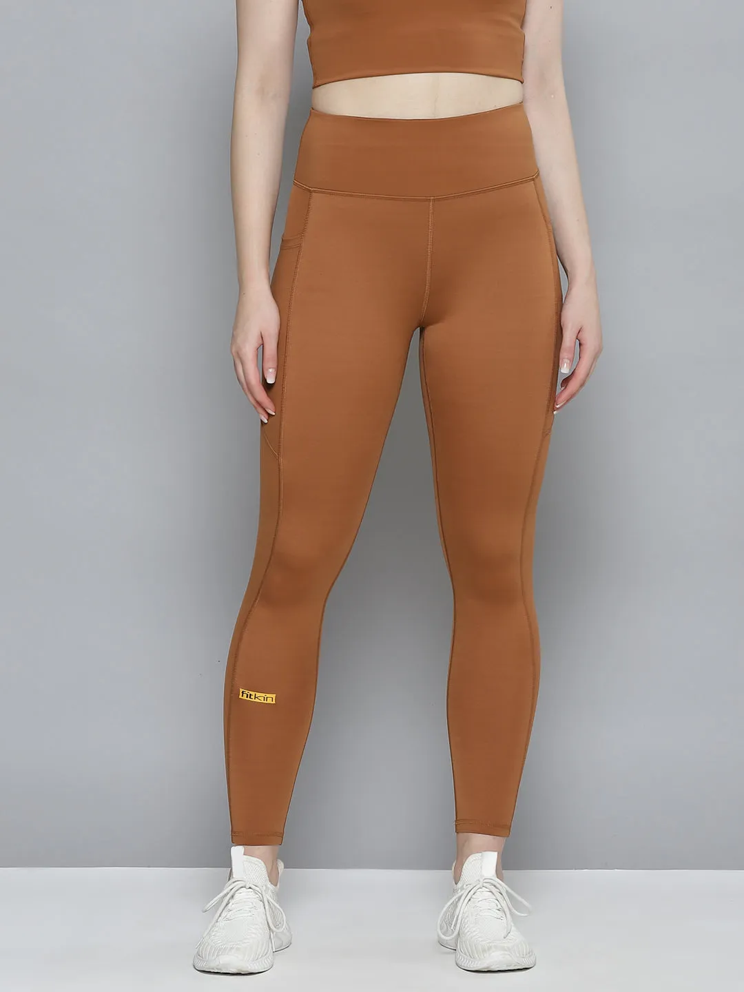 Women's Brown Solid Training Quick Dry Tights