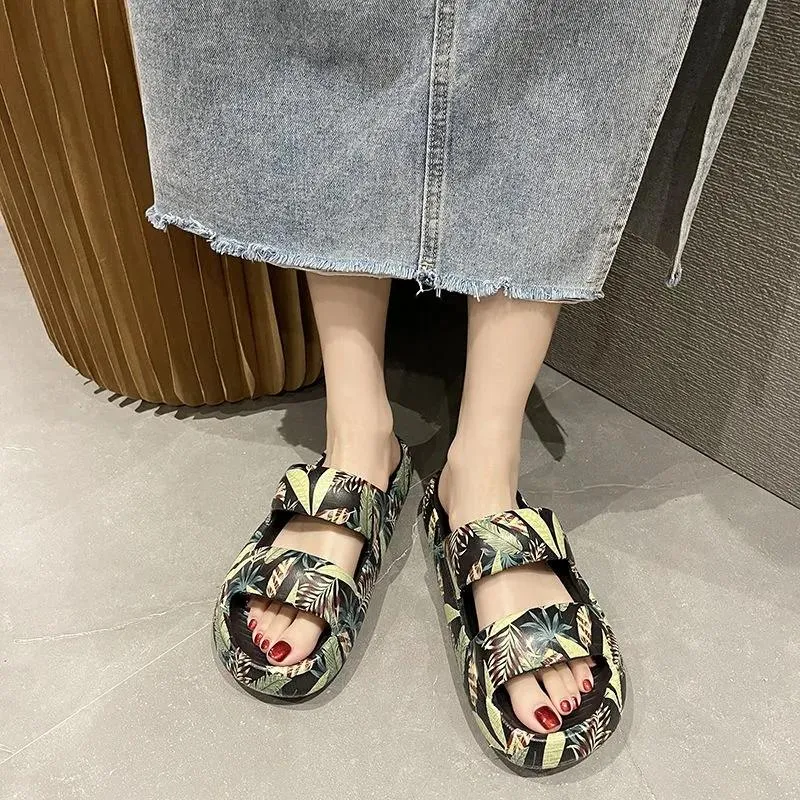 Women's Summer Thick-soled Slippers Cute Wear Out Non-slip Couples Beach Sandals and Slippers for Men's Flip-flops